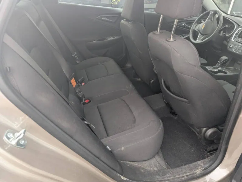 
								2024 Chevrolet Malibu LT full									