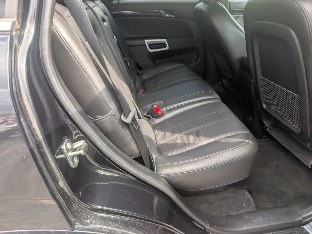 
								2014 Chevrolet Captiva Sport Fleet full									
